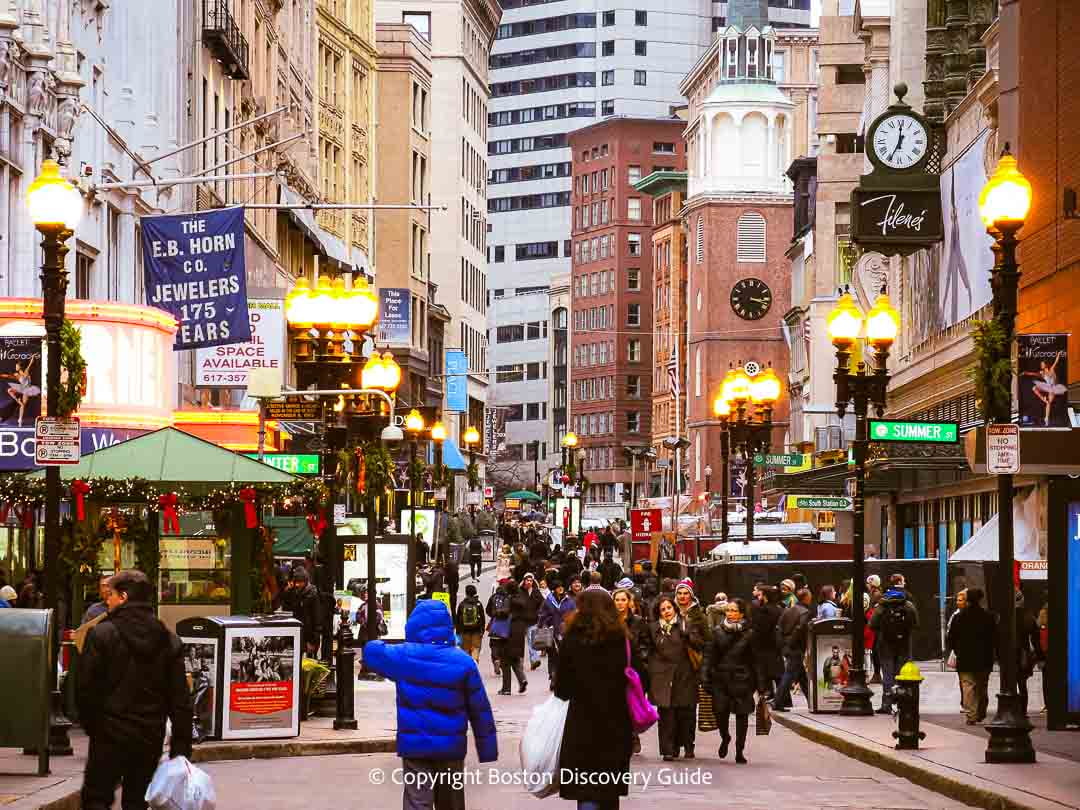 Holiday shoppers and Santa in Boston's Downtown Crossing