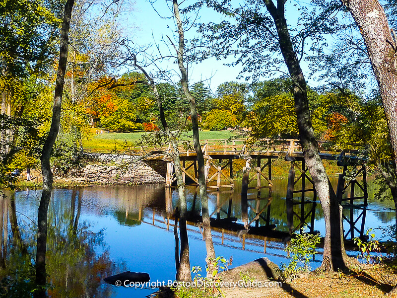 Old North Bridge in autumn