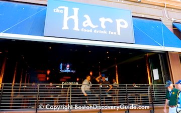 Super Bowl Parties at Boston Bars | Boston Discovery Guide